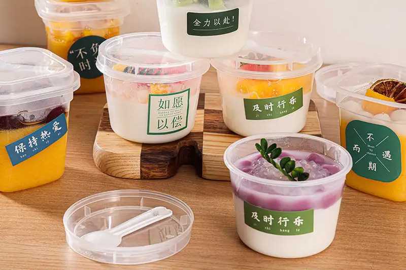 全自動(dòng)杯裝姜撞奶雙皮奶灌裝封口機(jī)：鎖住新鮮，傳遞美味