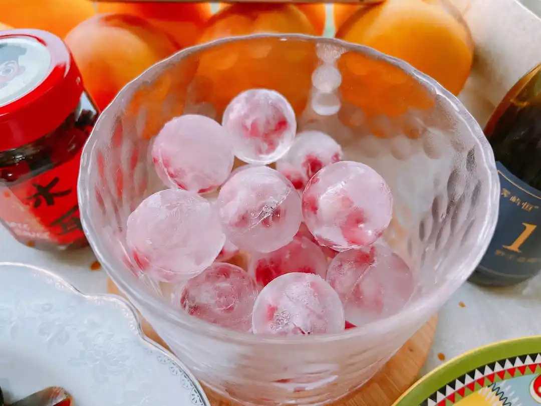 ?智能包裝新紀(jì)元：全自動(dòng)杯裝冰球生產(chǎn)線，賦能飲料企業(yè)高效量產(chǎn)
